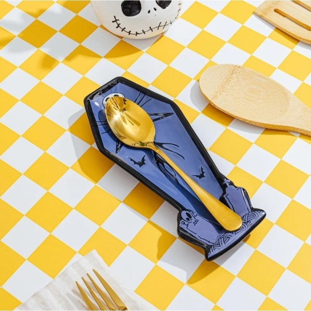 Jack Skellington Ceramic Spoon Rest - Picture 4 of 5